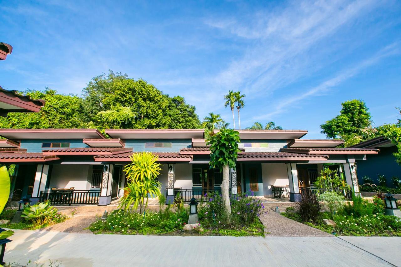 Loft Vintage Chalet Resort Koh Lanta Exterior photo